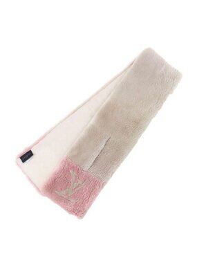 Louis Vuitton Echarpe LV in the City